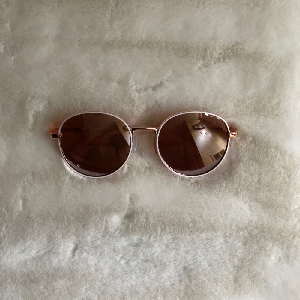 Round Sunnies!